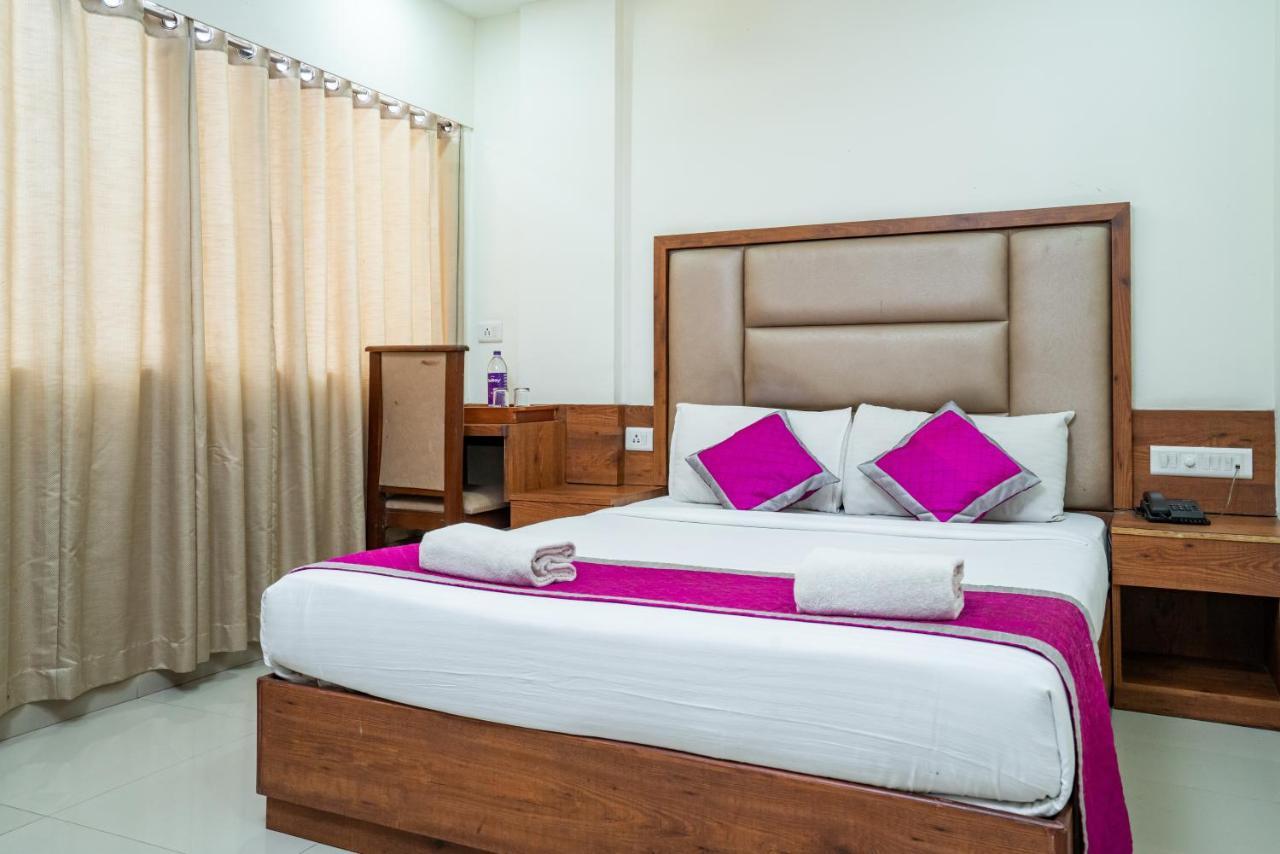 Nexstay Crystal Residency Kozhikode Exterior foto